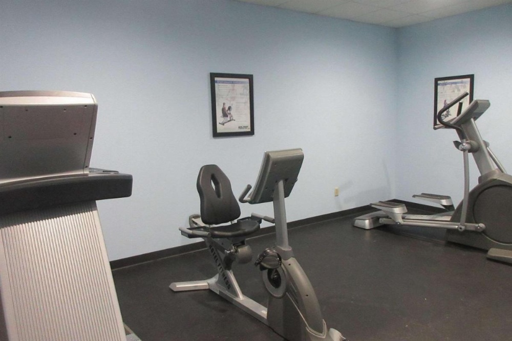 Quality Inn & Suites Image 11